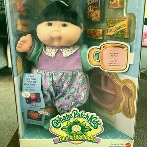 NIB 1998 Mattel Cabbage Patch Fun to Feed Baby Yvonne Jamie Asian Rare Doll